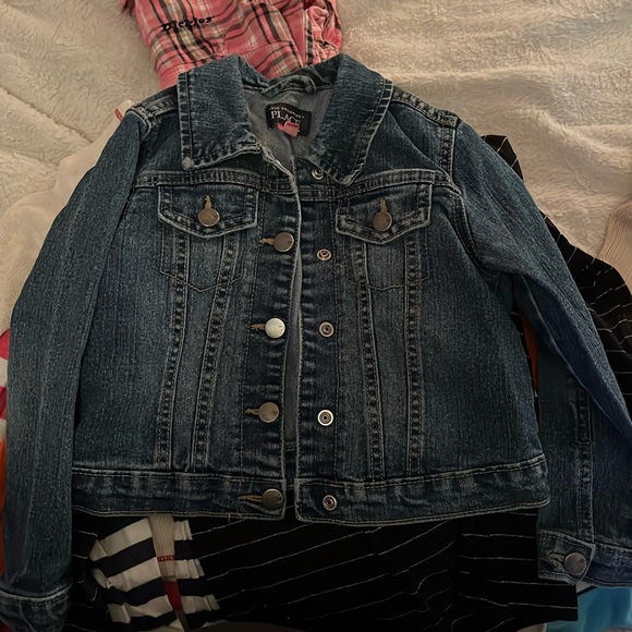 Jean jacket - Picture 1 of 2